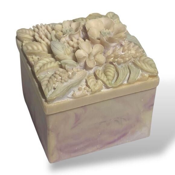 VINTAGE Floral Top Mini Small Trinket Jewelry Pill Box Miniature Carved Lid - Picture 1 of 10